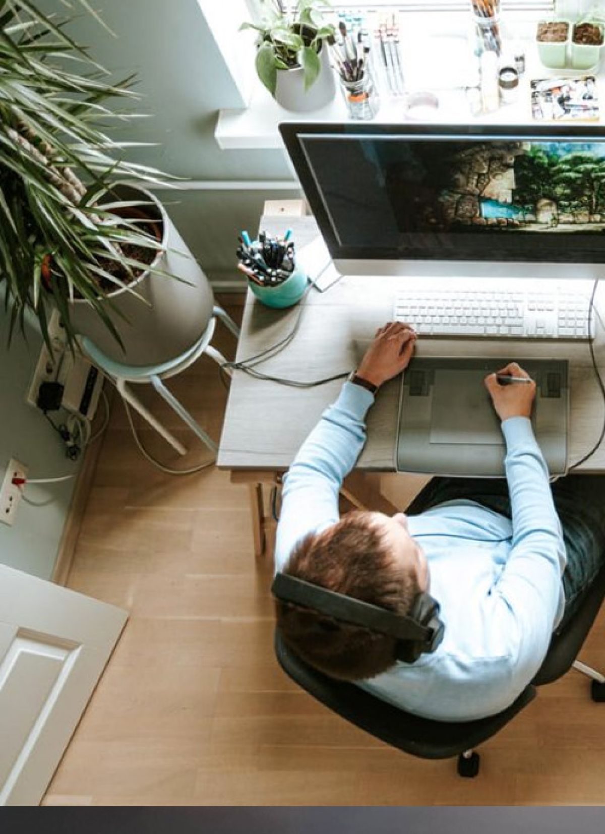 un réseau qui relie les différents appareils informatiques et autres composants situés à l'intérieur d'une maison ou d'un bureau